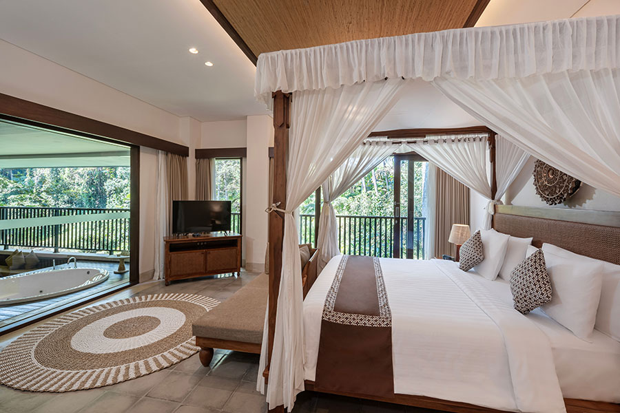 Master-Bedroom---Visesa-Forest-Suite