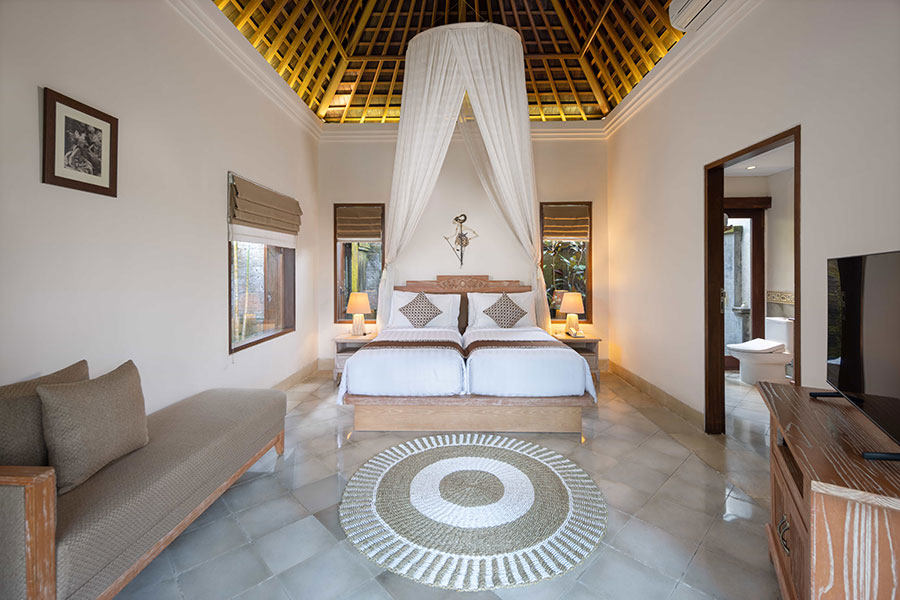 Lagoon-Infinity-Pool-Villa-4